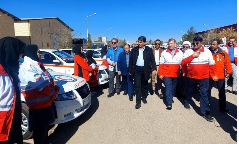 رونمایی از 73 دستگاه خودروی امدادی هلال‌احمر کرمان